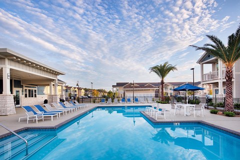 Sparkling Swimming Pool at The Retreat at Juban in Denham Springs, LA